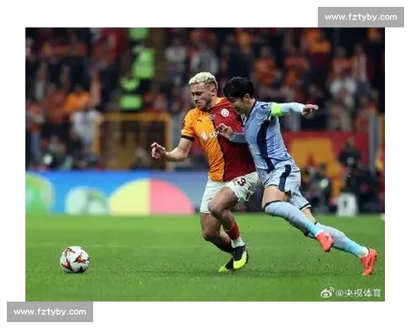 奥斯梅恩脚踝伤缺世预赛 加拉塔萨雷派专机紧急接回