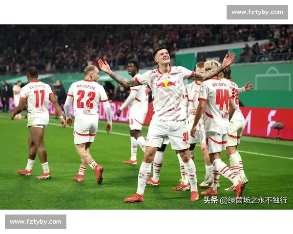 哈维 - 西蒙斯铁心离队！莱比锡标价 7000 万欧待售